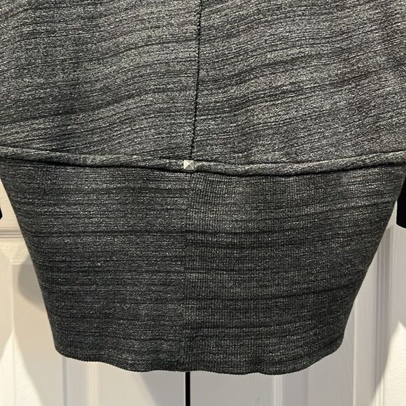 Aritzia Wilfred Black/Grey Open Face Sweatshirt Cardigan Size Small‎ - Picture 11 of 13